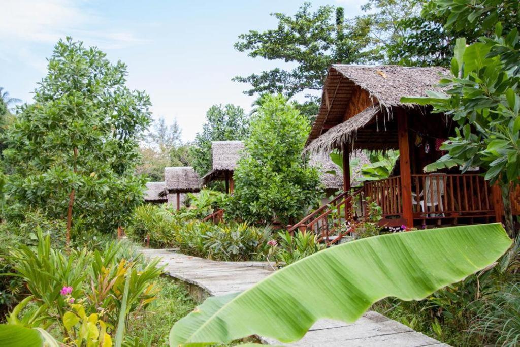 Siboya Bungalows Exterior photo